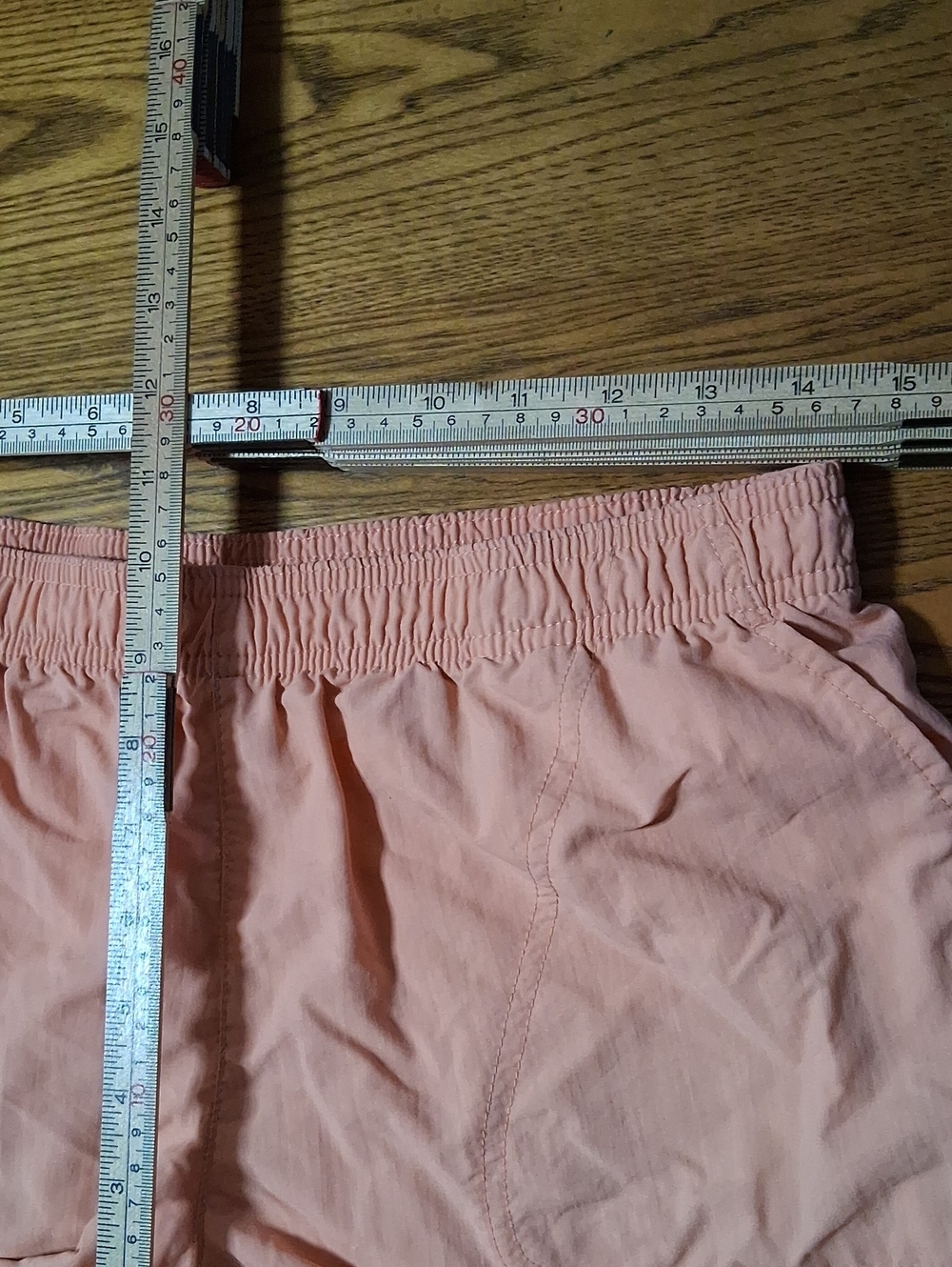 COLUMBIA Womens Shorts MEDIUM PEACH CORAL Used Outdoors NYLON - Picture 4 of 5